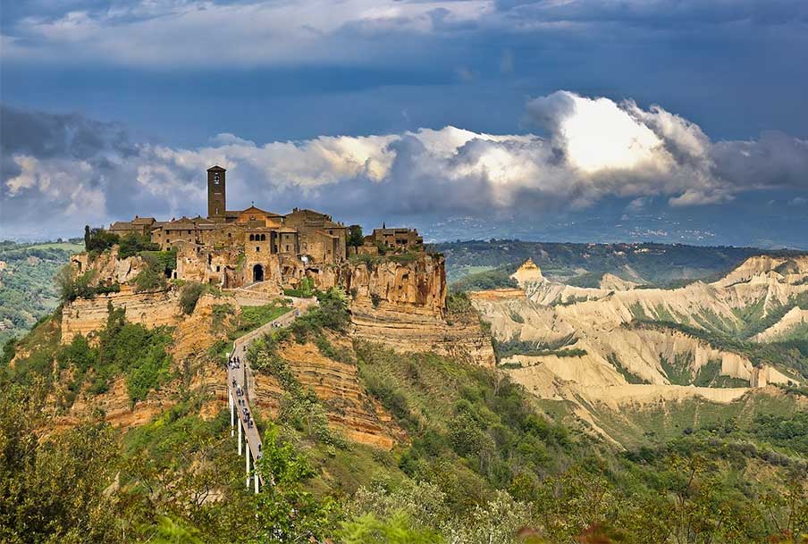 TREKKING CIVITA DI BORGOREGIO